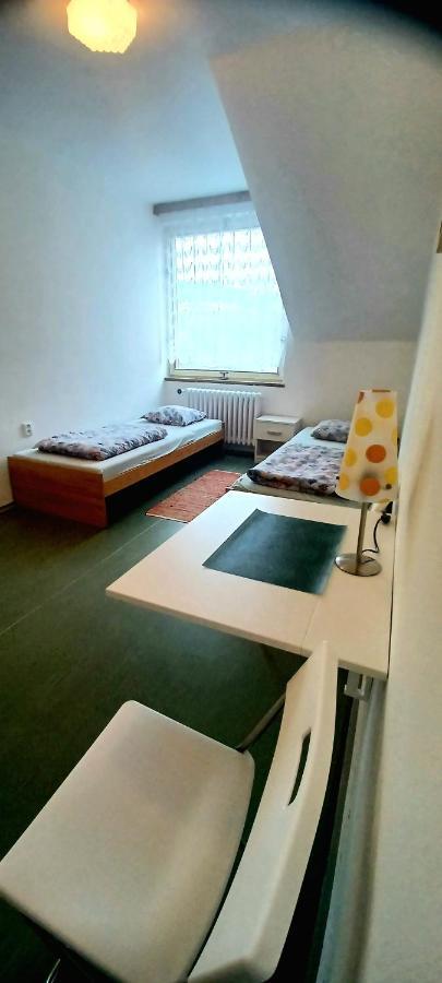 Penzion A Restaurace U Jezirka Hrimezdice Екстер'єр фото